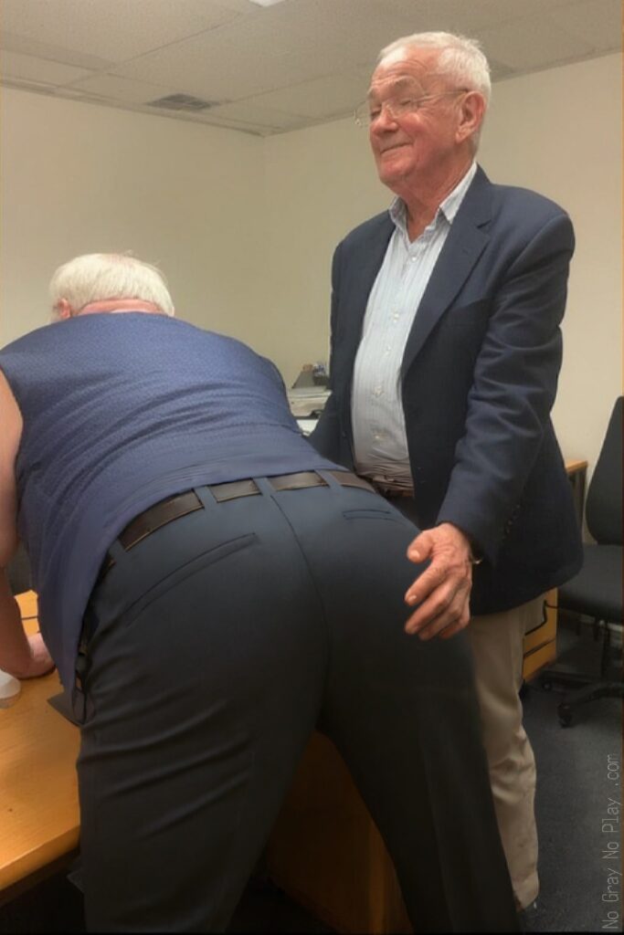 Old man naked ass, table bendover