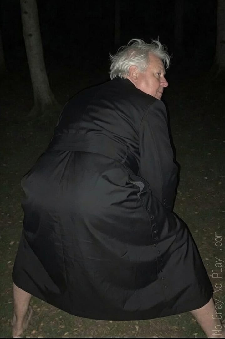 Old priest shows naked ass